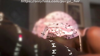 Ebony girl knows how to use her big lips very well. Subscribe to my ONLYFANS it's FREE 