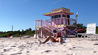 Mature Beach Voyeur