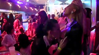 Orge Lesbiche Selvagge, Feste Lesbo, Party Hardcore