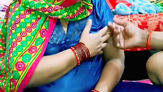 Indian Desi Bahu Ki Hand Chudai Hindi Vioce Hardcore Doggy Style