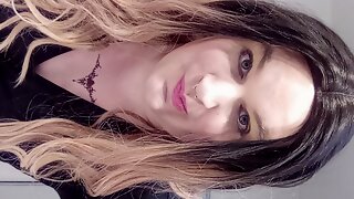 Solo Crossdresser