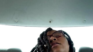 Geschwollen Nippels, Fingern Im Auto Orgasmus, African Masturbation