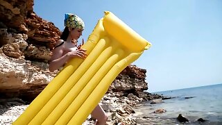 Beach Orgasm Solo