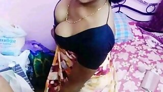 Aunty ki chut mein land pel Diya maja a Gaya