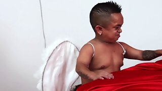 Jorgito El Guayaco Debuts In Porn As Cupid And Fucks With Busty White Girl