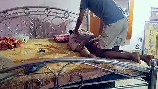 Dever bhabi ghapagap , achanak devar apni lund bhabi ki chut me dal di