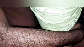Indian kamvali bhabhi ko First Time chudai kiya Sex video xxx video xnxx video xvideo pornhub video xhamster com
