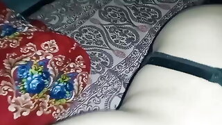 Sex relation with new boyfriend behind husband in winter session, hot sex indian sex video,new Desi Aunty ko choda 