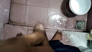 Desi Indian randi fucking in car at night 