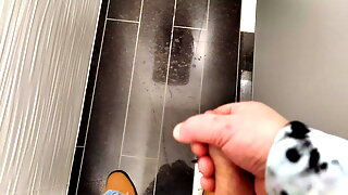 Gay Toilet Jerk