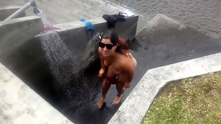 Public Shower Solo