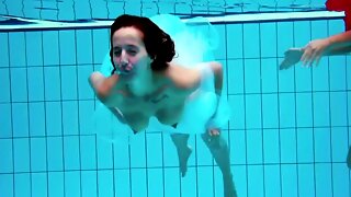 Onderwater, Douche, Tjechisch