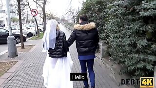 Femme Au Foyer, Tcheque