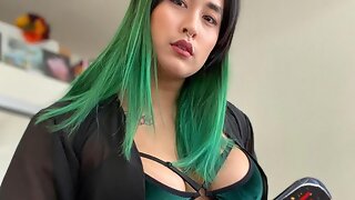 Mia Li Solo