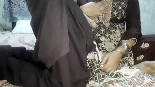 Desi Bahan Ne Bhai Ko Shadi Se Pahle Chudai Karna Sikhaya Hindi Hd Full Porn Sex Video