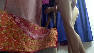 Mast Bhabhi Ki Saat Gapa Gaps Chudai Mota Lund Dekkar Bohot Khus Hui Hai Bhavi
