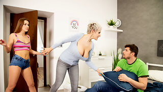 Boyfriend Caught Fucking Mom