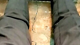 Horney dick waiting for girls 