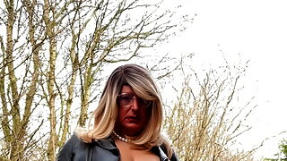 Crossdresser Outdoors