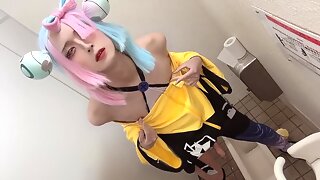 Japanese Shemale Cosplay