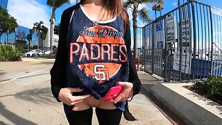 Public Flashing Pussy, Outdoor, Tight