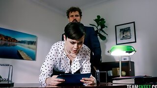 Exxxtra Small, Office Boss, Jade Valentine, Short Hair Office, Chubby