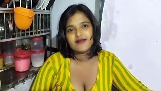 Desi Indian Bhanje Ne Apni Mami Ko Choda Baathroom Me Hindi Audio Voice