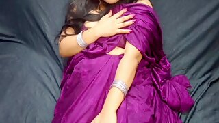 Saw Newly Married Bhabhi Fingering In Pussy Then Fucked Her Hardly