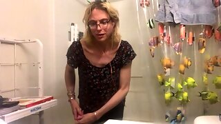 Pissing Mature Blonde Shemale