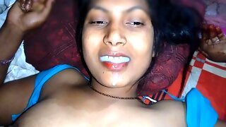 Desi Bhabhi Mouth Fisting Mouth In Hand