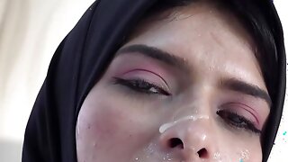 Big Boobs Hijabi Muslim Girl Fucked in Ass and Pussy by Bhaijaan