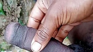 Barish me khaton me desi boy masturbation