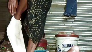 Bengali aunty ne land ko malish karke khud chudwa Li very hot sexy Indian aunty