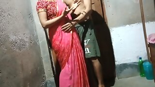 Sushmita Bhabhi and Devar Ki Chup Chup Ke Ghapghp Video