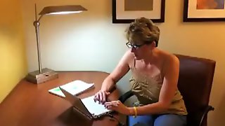 Mother Id Like To Fuck audition employee with a blow job