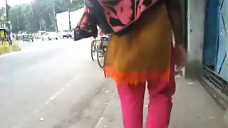 Bangladeshi walking booty