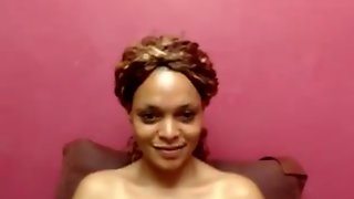 Light skinned ebony babe with big love melons webcam