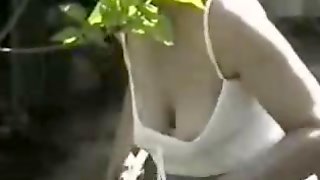 Mature downblouse in garden