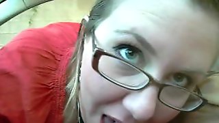 Chubby wife with glasses loves to suck