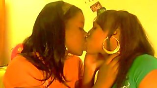 Black Girls Kissing