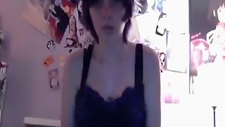 Emo Webcam, Hairbrush Masturbation