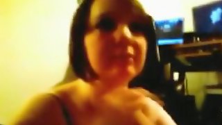 Girl cutie sucks her first cock, but swallowing ? the spits the jizz in a glass !!!