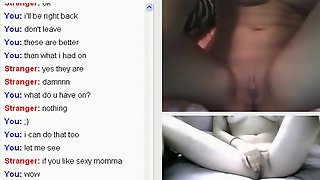 A 19yo and 24yo lesbian girl have cybersex on omegle