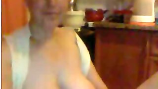 Rubbing my big boobs and cunt in amateur webcam vid