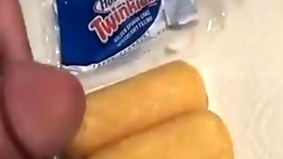 Cum on twinkie