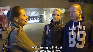 Couple earns cash by fucking in a parking garage