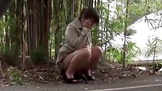 Japanes piss outdoor