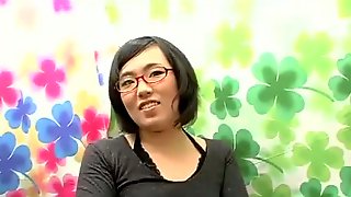 Japanese pickup girls try oral