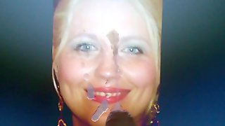 Sexy blond milf cumshot