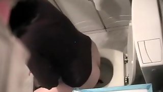 Japanese wife Würstchen on toilet twice in 15 minutes